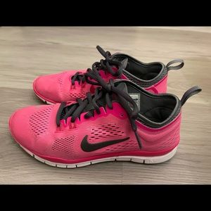 Nike Free 5.0 Tr Fit - Wmns Size 6.5 Hot Pink